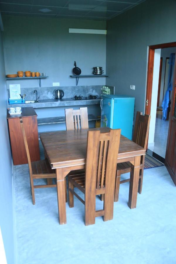 Sri Villa Rest Hikkaduwa Extérieur photo